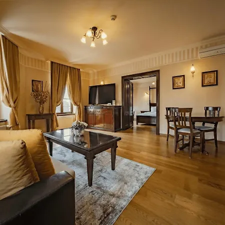 דירה Luxury Mocioni Square With Scenic Views טימישוארה