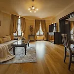 דירה Luxury Mocioni Square With Scenic Views טימישוארה