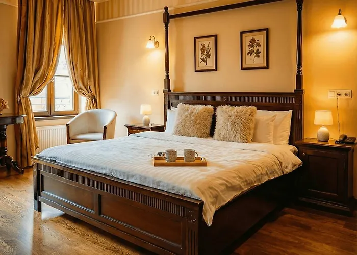 Luxury Mocioni Square With Scenic Views